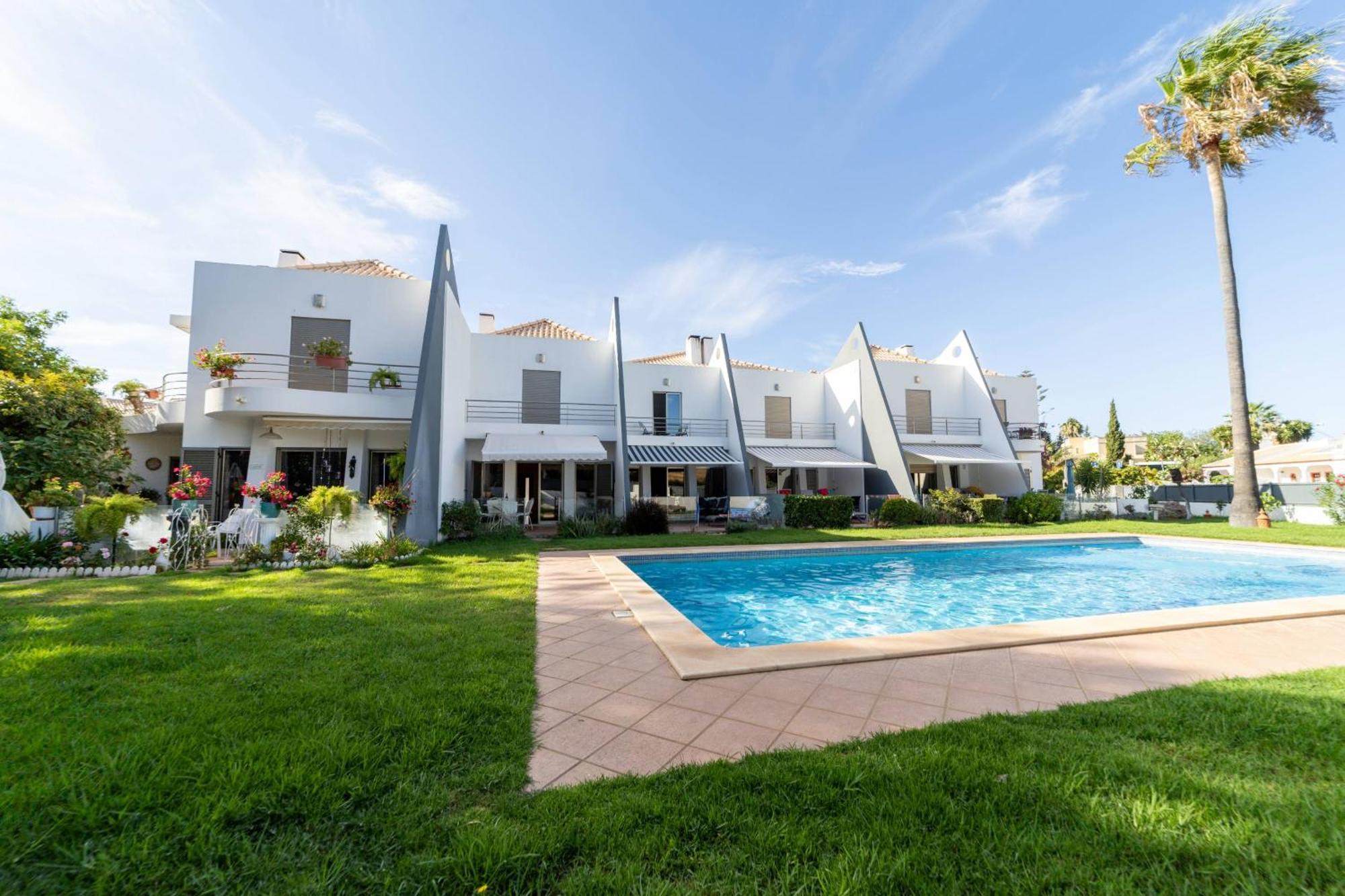 Villa Quintaloes By Hellovacations Albufeira